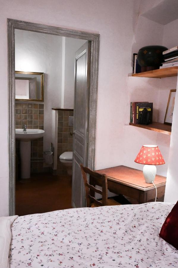 La Cachette Du Comte Bed & Breakfast Montfort-sur-Argens ภายนอก รูปภาพ